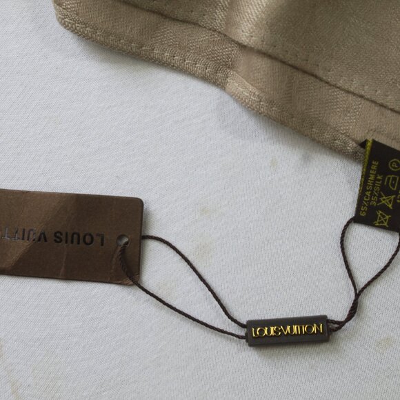 Louis Vuitton Stole Shawl Wrap 65% Cashmere 35% Silk Light Gold Used - Picture 5 of 5